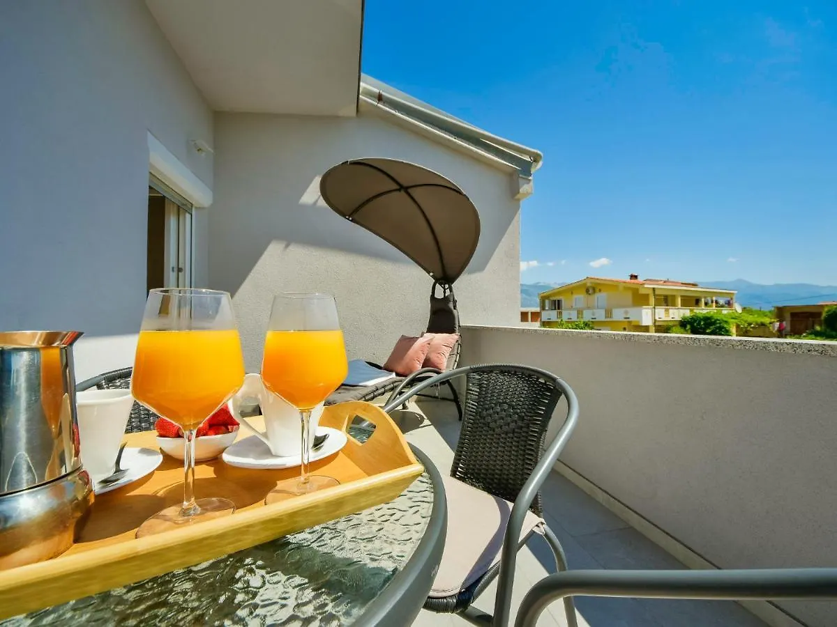 Holiday Home Villa Matino By Interhome Razanac