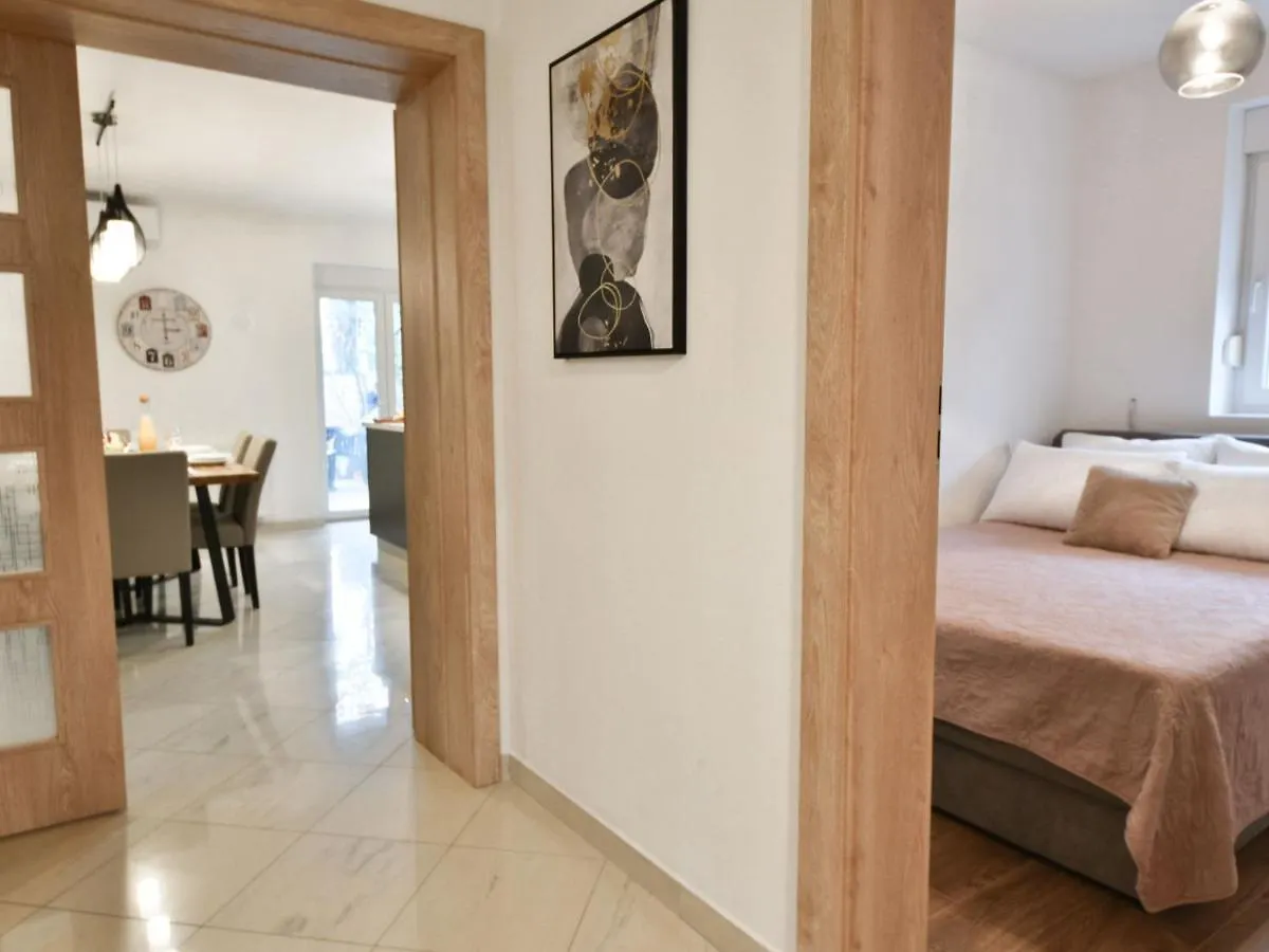 Holiday Home Villa Matino By Interhome Razanac