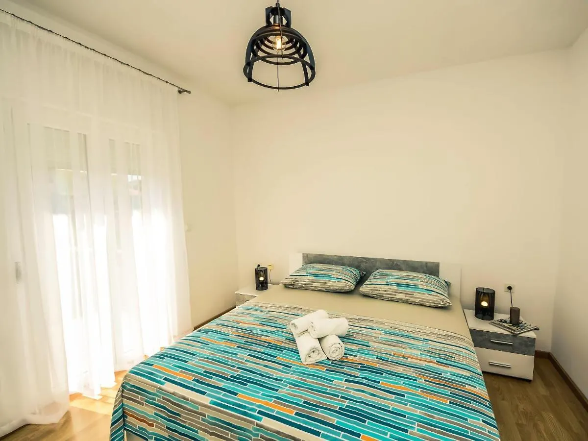 Holiday Home Villa Matino By Interhome Razanac