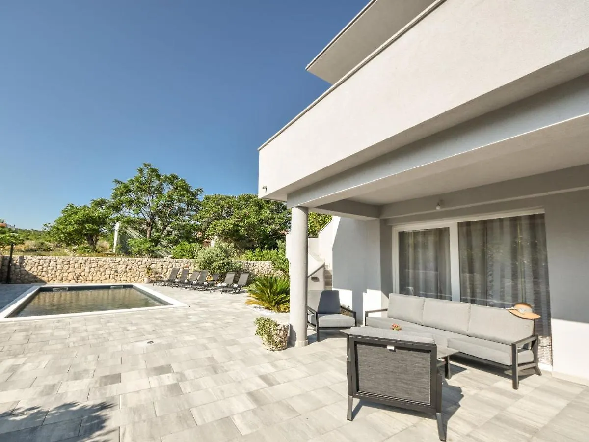 Holiday Home Villa Matino By Interhome Razanac